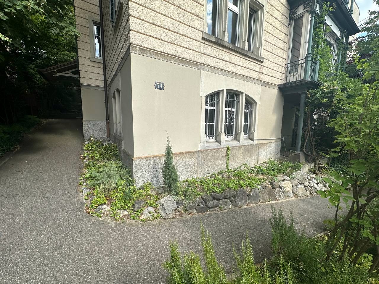 Hauseingang Weinbergstrasse 74