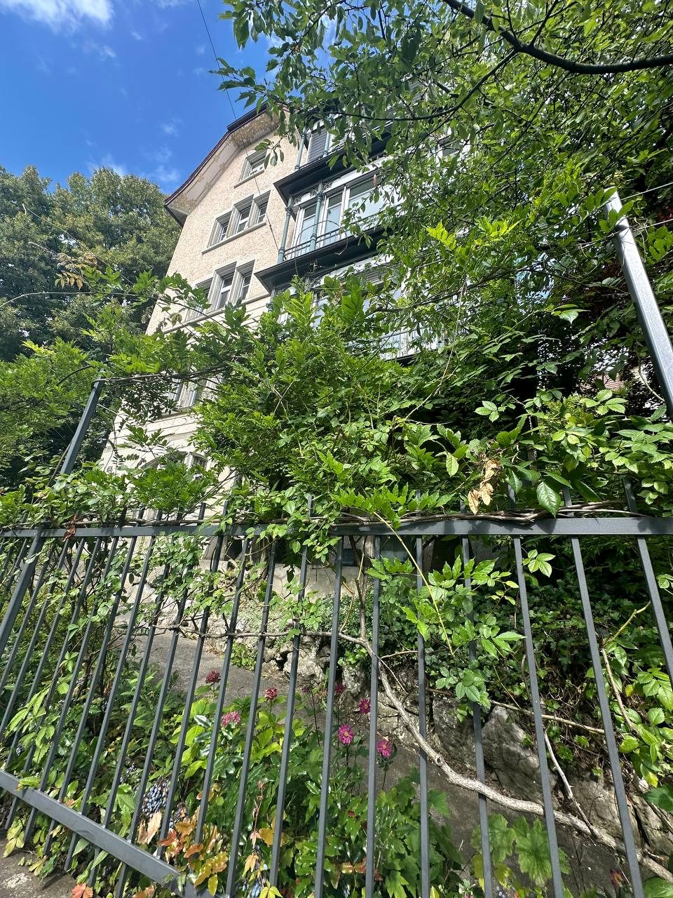 Altbau an der Weinbergstrasse 74
